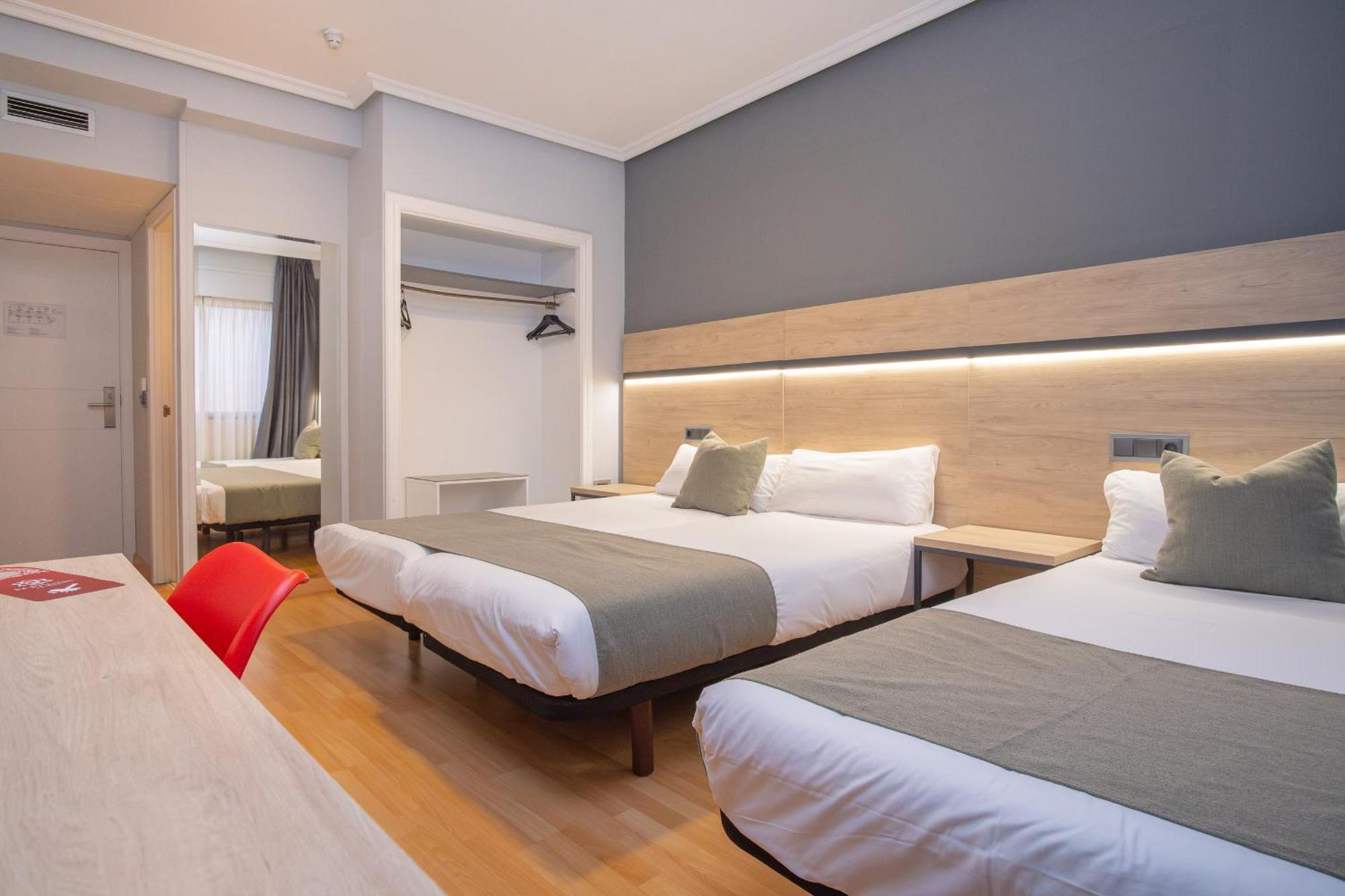 Vtz Hotel El Principe Сарагоса Екстер'єр фото