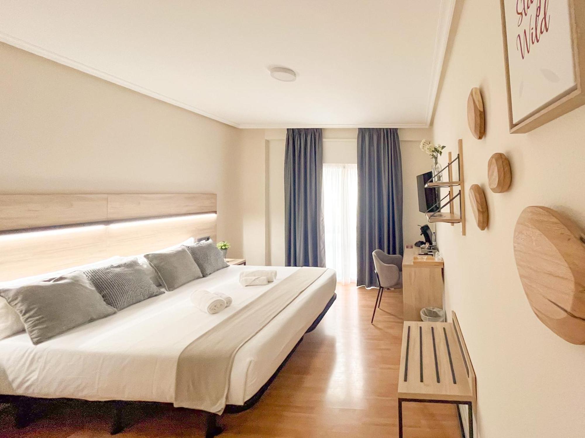 Vtz Hotel El Principe Сарагоса Екстер'єр фото